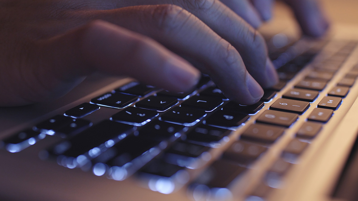 hands typing