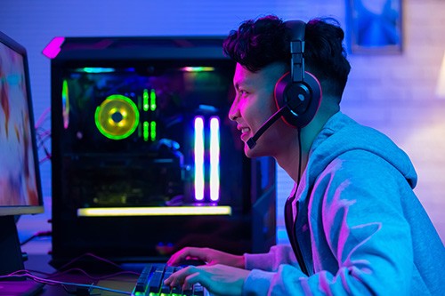 電子競技與遊戲直播平台