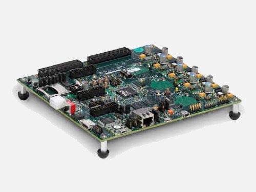 Zynq 7000 SoC ZC702 評估套件圖