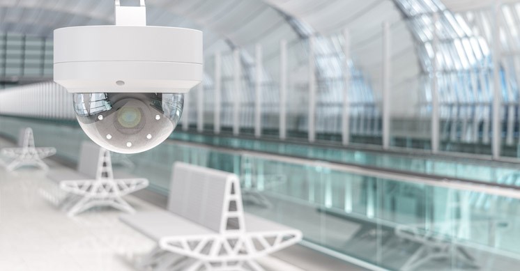 火車站的智能攝像頭，用於安全監控